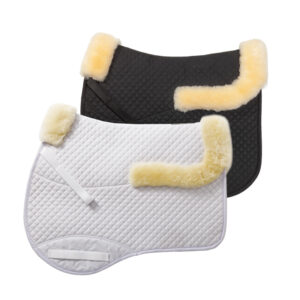 Podsedlová dečka s beránkem